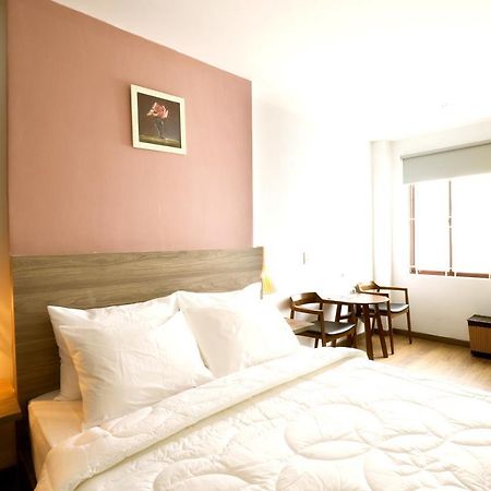 Fourc Hotel Хошимин Екстериор снимка