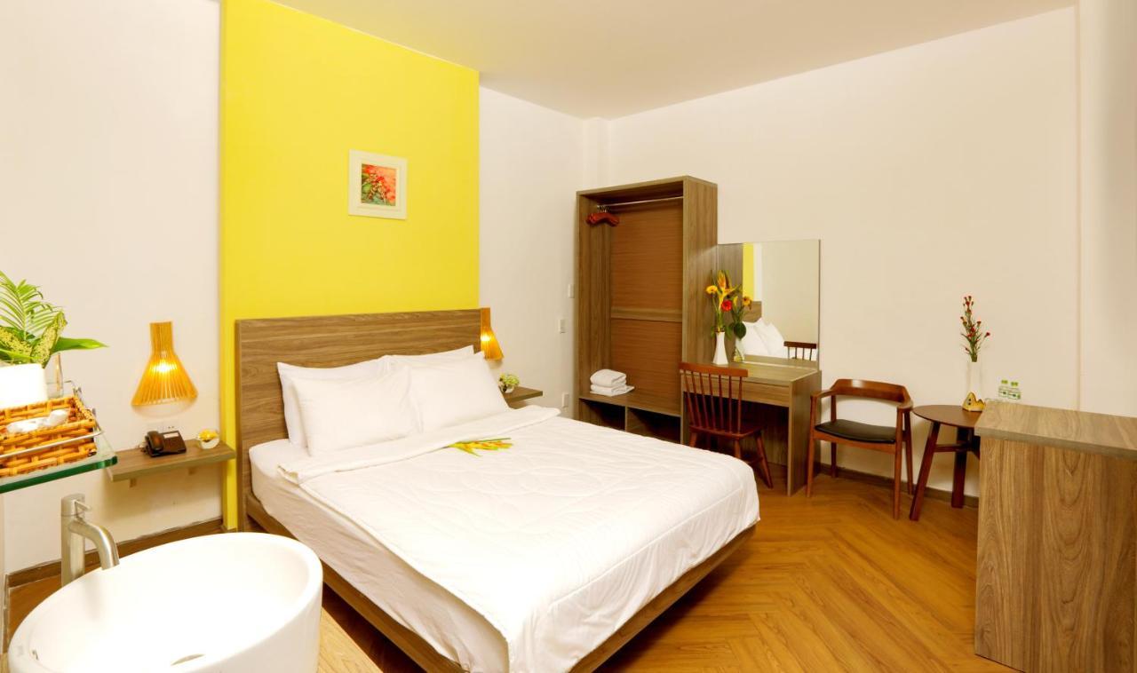 Fourc Hotel Хошимин Екстериор снимка